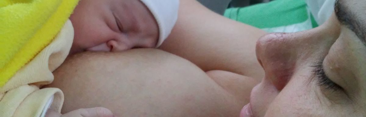 szoptatás a szülőszobán